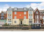 The Barges, Tower Parade, Whitstable 2 bed apartment to rent - £995 pcm (£230