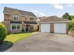 Property & Houses For Sale: Blunt Road Beggarwood, Basingstoke