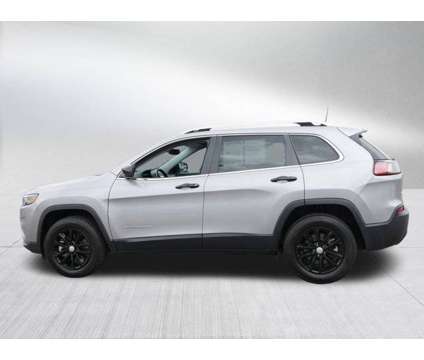 2021 Jeep Cherokee Latitude Lux is a Silver 2021 Jeep Cherokee Latitude Car for Sale in Saint Cloud MN