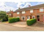 Laughton Way, Lincoln, Lincolnshire, LN2 3 bed terraced house for sale -