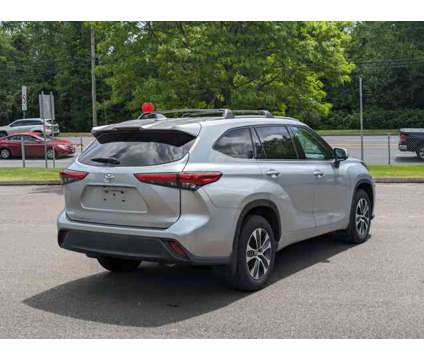 2021 Toyota Highlander XLE is a Silver 2021 Toyota Highlander XLE Car for Sale in Manchester CT