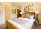 4 bedroom property to let in Lindal Crescent - £4,500 pcm