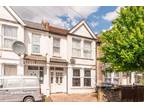 3 Bedroom Flat for Auction in LANGDALE ROAD CR7 7PP