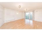 1 bedroom property to let in Village Court, Fulham, SW6 - £2,150 pcm