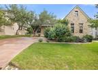 41 Tiburon Dr, The Hills, TX 78738