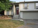 2678 Lakeshire Ln, Indianapolis, IN 46268