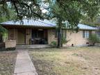 Vintage 3 bed/2 bath home close to Texas A&M for lease! 1021 Harrington Ave #NA