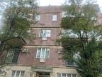 Foreclosure Property: W 10th St Apt 1b