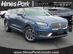 2019 Lincoln Nautilus Select