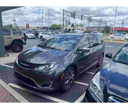 2018 Chrysler Pacifica Limited is a Grey 2018 Chrysler Pacifica Limited Car for Sale in Fort Wayne IN