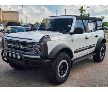 2023 Ford Bronco Big Bend is a White 2023 Ford Bronco SUV in Kansas City KS