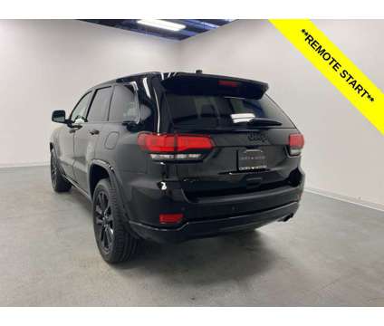2019 Jeep Grand Cherokee Altitude is a Black 2019 Jeep grand cherokee Altitude SUV in Holland MI