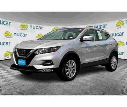 2022 Nissan Rogue Sport SV is a Silver 2022 Nissan Rogue SV SUV in Tilton NH