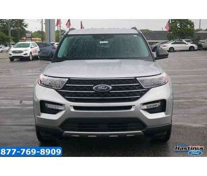 2024 Ford Explorer XLT is a Silver 2024 Ford Explorer XLT SUV in Greenville NC