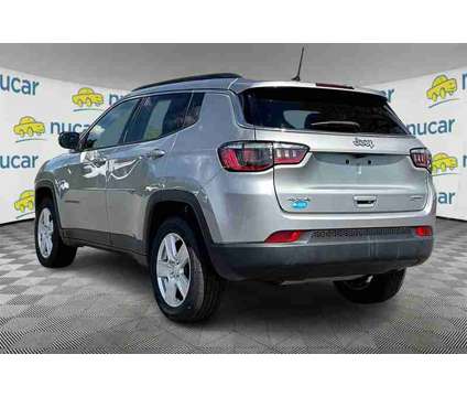 2022 Jeep Compass Latitude is a Silver 2022 Jeep Compass Latitude SUV in Tilton NH