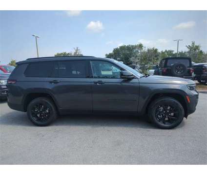 2024 Jeep Grand Cherokee L Altitude is a Grey 2024 Jeep grand cherokee Altitude SUV in Naples FL