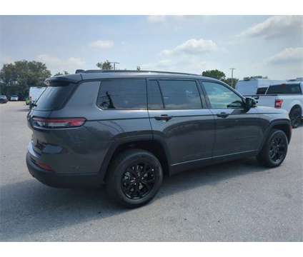 2024 Jeep Grand Cherokee L Altitude is a Grey 2024 Jeep grand cherokee Altitude SUV in Naples FL