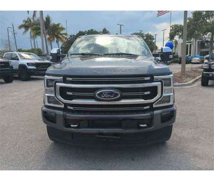 2022 Ford F-250SD Platinum is a Grey 2022 Ford F-250 Platinum Truck in Naples FL