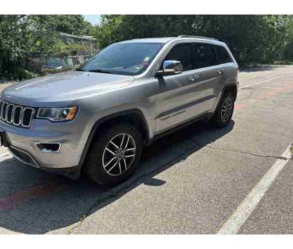 2020 Jeep Grand Cherokee Limited 4X4 is a Silver 2020 Jeep grand cherokee Limited SUV in Sherman TX