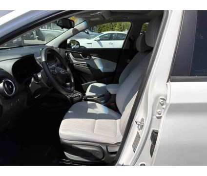 2022 Hyundai Kona SEL is a White 2022 Hyundai Kona SEL SUV in Medford NY