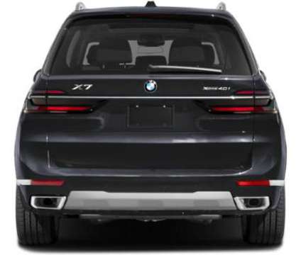 2025 BMW X7 xDrive40i is a Gold 2025 SUV in Freeport NY