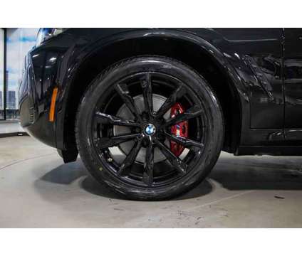 2022 BMW X4 M40i is a Black 2022 BMW X4 M40i SUV in Lake Bluff IL
