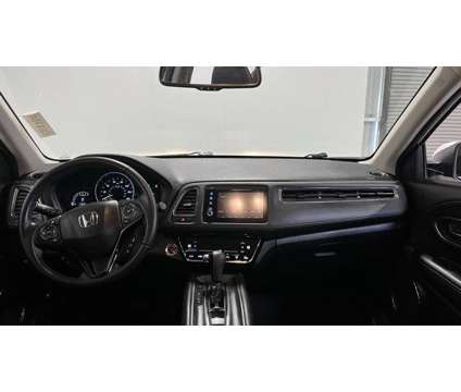2022 Honda HR-V AWD EX-L is a White 2022 Honda HR-V Station Wagon in Santa Rosa CA