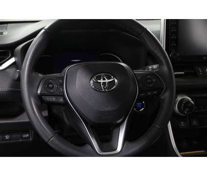 2019 Toyota RAV4 Limited is a Red 2019 Toyota RAV4 Limited SUV in Mentor OH