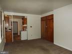 Flat For Rent In Clayton, New Jersey