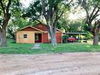 Home For Sale In Loraine, Texas