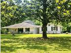 Home For Sale In Silsbee, Texas