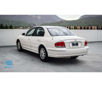 2004 Hyundai Sonata for sale is a White 2004 Hyundai Sonata Car for Sale in Orem UT