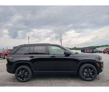 2024 Jeep Grand Cherokee Limited is a Black 2024 Jeep grand cherokee Limited Car for Sale in Winder GA