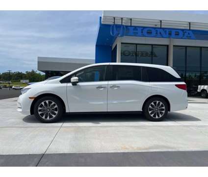 2024 Honda Odyssey EX-L Auto is a Silver, White 2024 Honda Odyssey EX Car for Sale in Hattiesburg MS