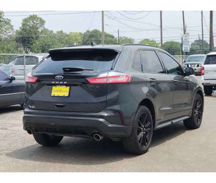 2021 Ford Edge SEL is a Grey 2021 Ford Edge SEL Car for Sale in Houston TX
