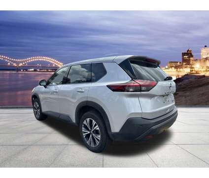 2021 Nissan Rogue SV is a Silver 2021 Nissan Rogue SV Car for Sale in Memphis TN