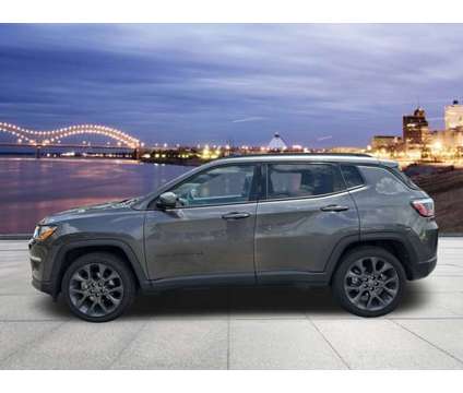 2021 Jeep Compass is a Grey 2021 Jeep Compass Car for Sale in Memphis TN