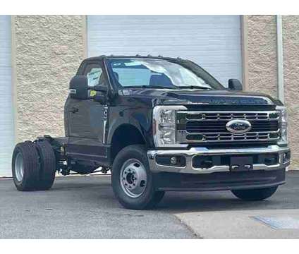 2024 Ford Super Duty F-350 DRW SUPER DUTY is a Black 2024 Ford Car for Sale in Milford MA
