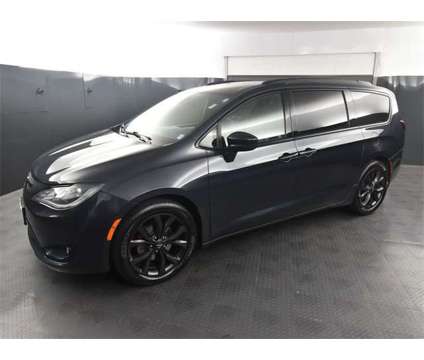2020 Chrysler Pacifica Touring L is a 2020 Chrysler Pacifica Touring Car for Sale in Rochester NY