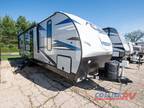 2021 Forest River Cherokee Alpha Wolf 27RK-L 33ft