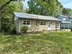 Home For Sale In Saint Robert, Missouri