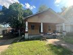 Home For Sale In Newkirk, Oklahoma