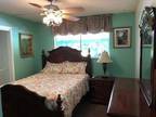 Furnished Fresno, Fresno County room for rent in 5 Bedrooms