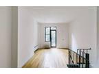 Rental listing in Upper East Side, Manhattan. Contact the landlord or property