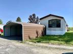 3128 W Circle Dr #M, Muscatine, IA 52761