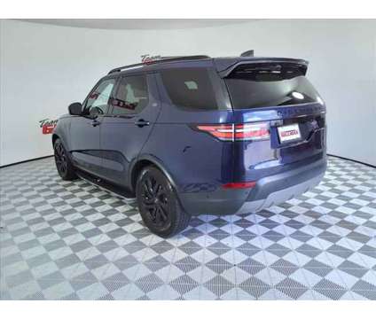 2018 Land Rover Discovery HSE Luxury is a Blue 2018 Land Rover Discovery HSE LUXURY SUV in Houston TX