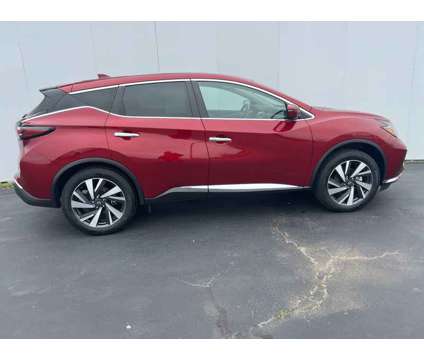 2023 Nissan Murano SL is a Red 2023 Nissan Murano SL SUV in Effingham IL