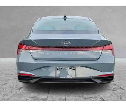 2021 Hyundai Elantra SEL is a 2021 Hyundai Elantra Sedan in Marlton NJ
