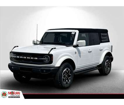 2023 Ford Bronco Outer Banks is a White 2023 Ford Bronco SUV in Clinton Township MI