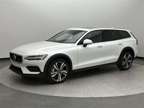 2023 Volvo V60 Cross Country B5 Plus